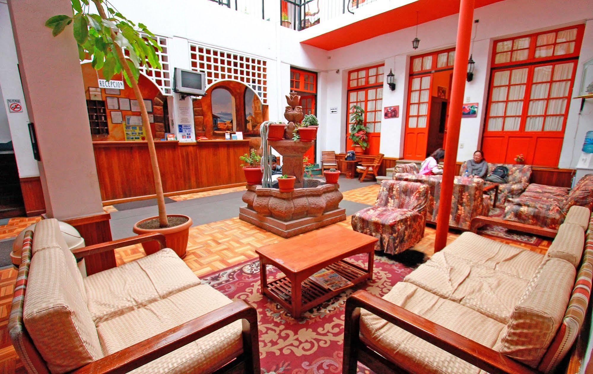 Momema Inn Ла Пас Екстериор снимка