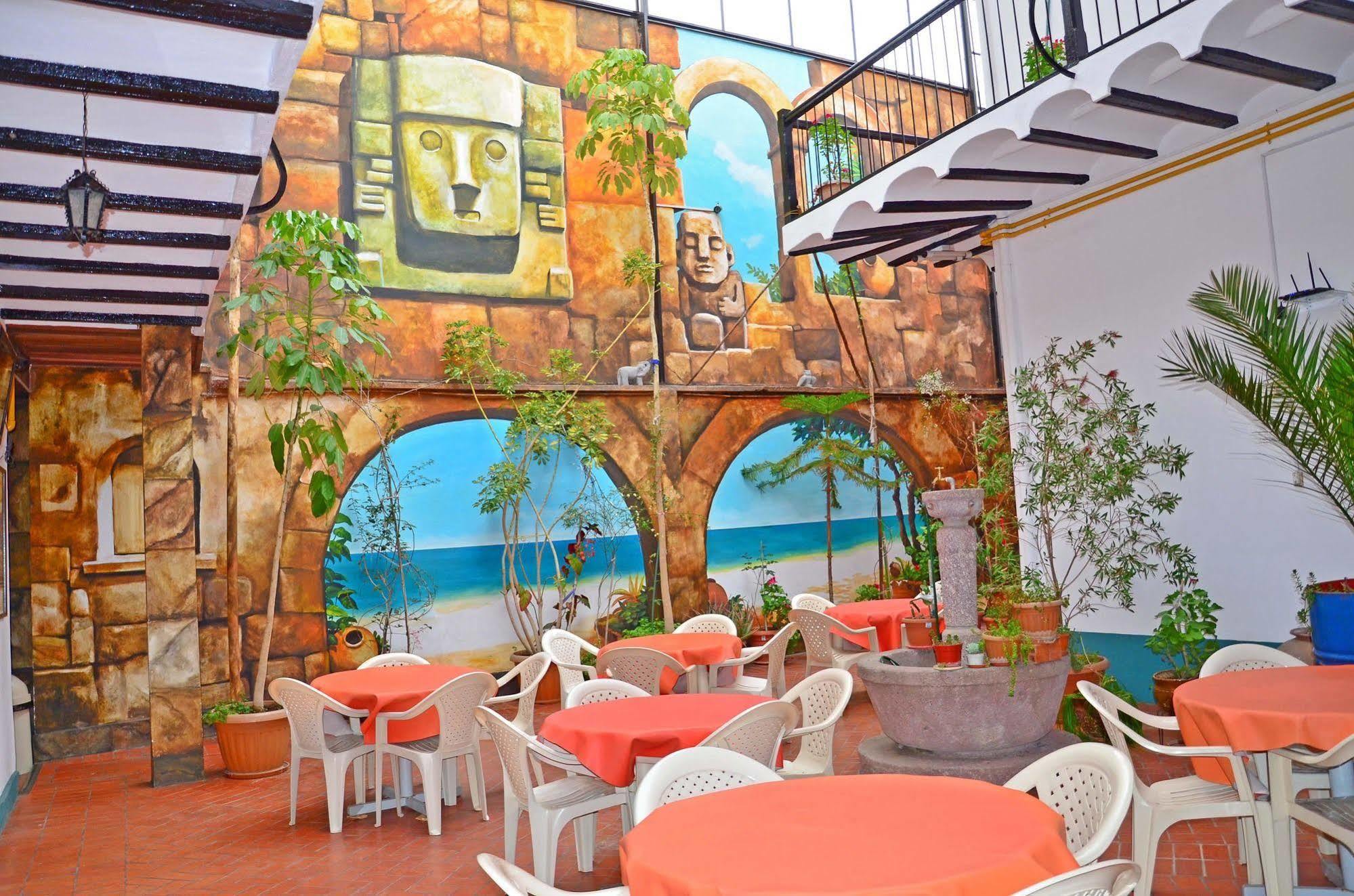 Momema Inn Ла Пас Екстериор снимка