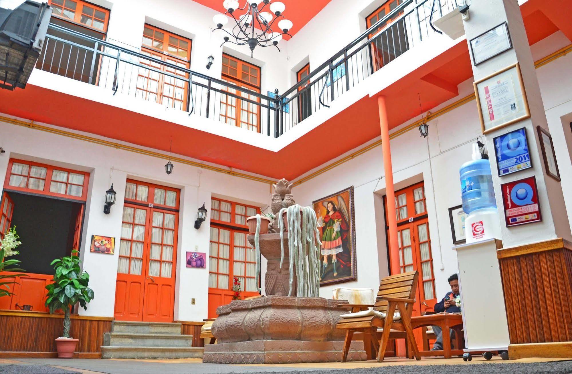 Momema Inn Ла Пас Екстериор снимка