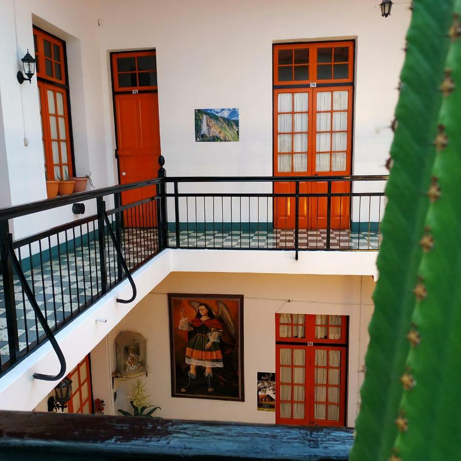 Momema Inn Ла Пас Екстериор снимка