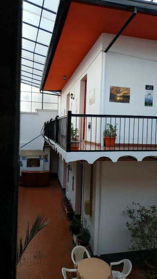 Momema Inn Ла Пас Екстериор снимка